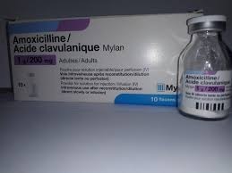 AMOXICILLINE + ACIDE CLAVULANIQUE 1 g/200mg pdre pr sol. inj.