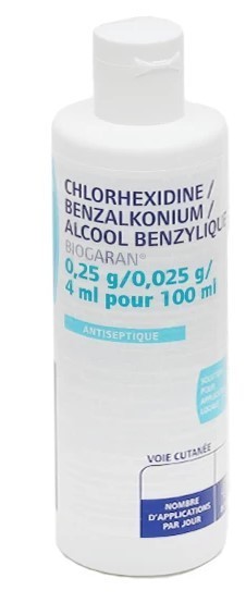 BENZALKONIUM CHLORURE 0.5 % + CHLORHEXIDINE GLUCONATE 0.2 % sol. pr appl. cut. 